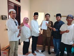 King Badak Kawal Pendaftaran Calon Kades PAW Anggalaan Iik Apandi