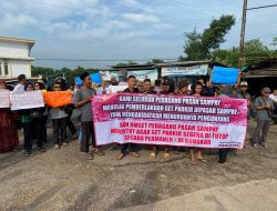 Pedagang Sampay Melawan: Kebijakan Gate Parkir Dinilai Matikan Usaha Kecil