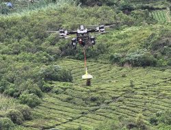 Drone Kargo DJI FlyCart 100 untuk Distribusi Logistik di Medan Ekstrem